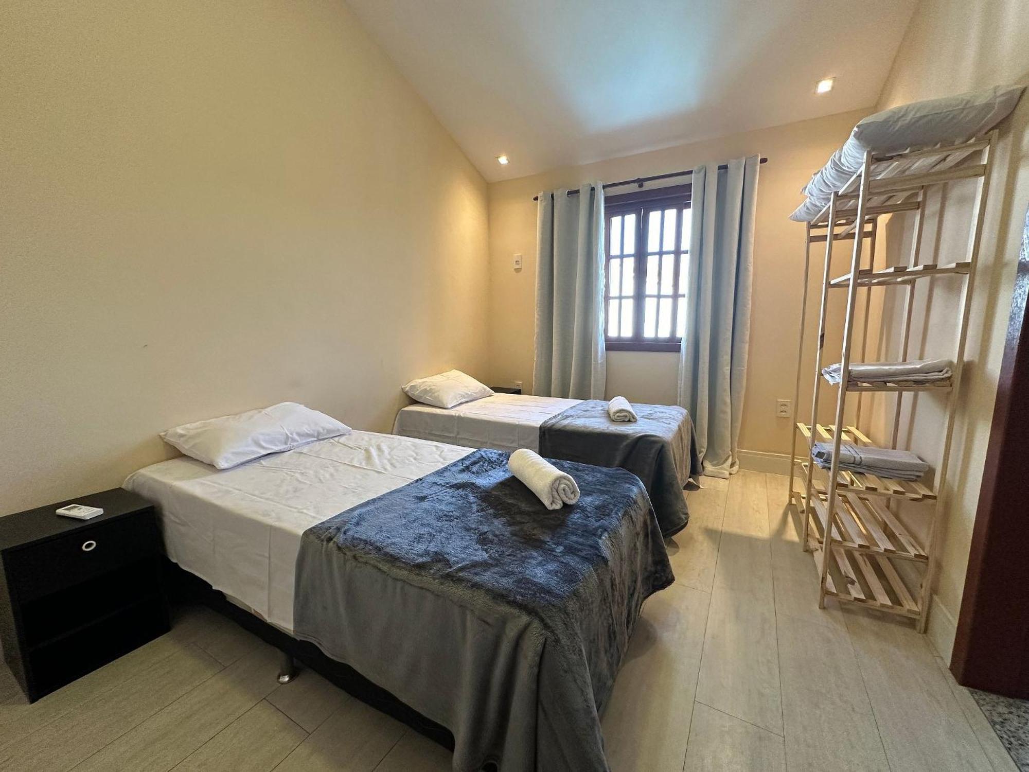 Holiday home Casa Maravilhosa A 100m Da De Geriba | Bze10