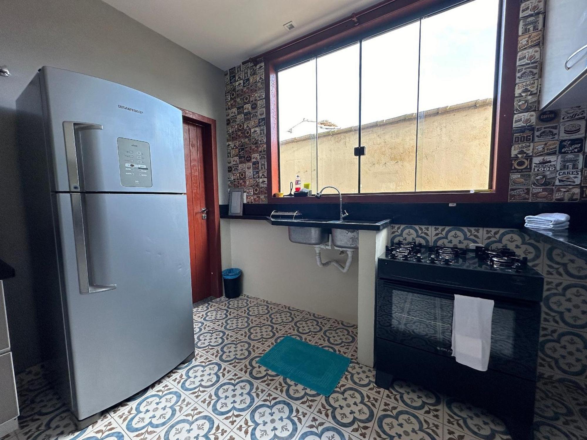 Holiday home Casa Maravilhosa A 100m Da De Geriba | Bze10